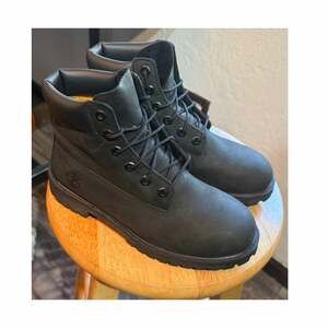 Timberland Junior 6-Inch Premium Waterproof Boots Black Nubuck Size 5.5Y